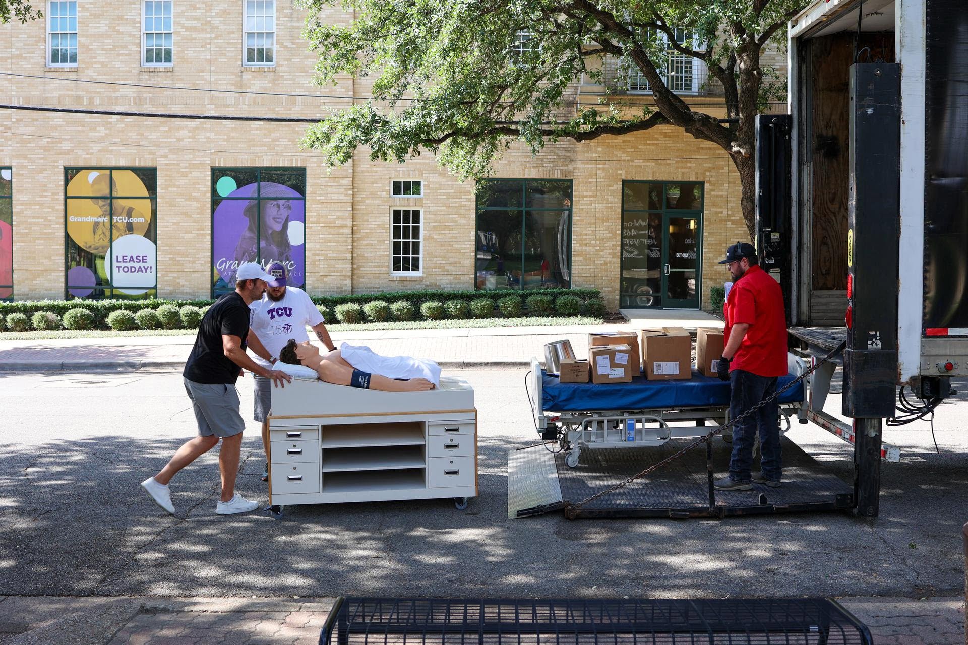 TCU donates to AOMH